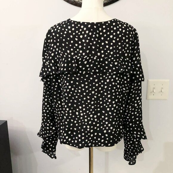 Max Studio Ruffle Top L | NWT $88 | Rufflecore Meets Dark Academia Blouse - Picture 2 of 5